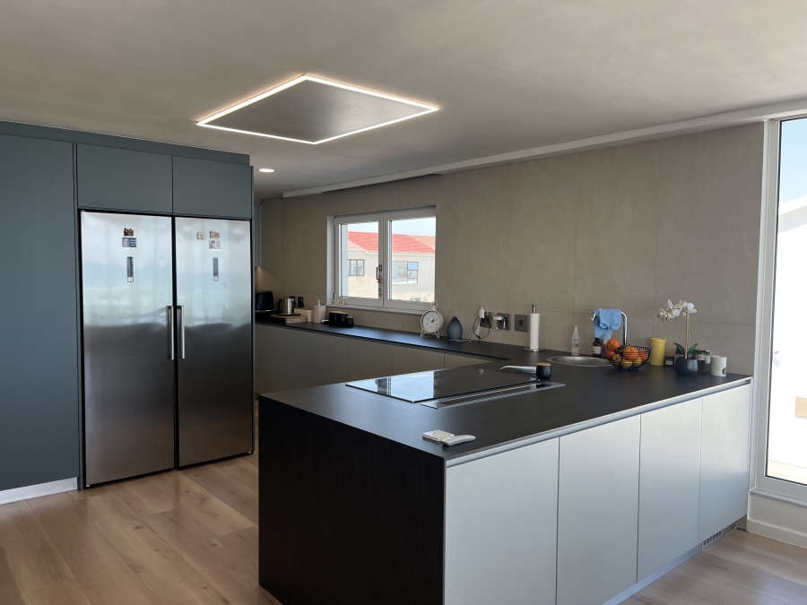 3 Bedroom Property for Sale in Beachfront Western Cape